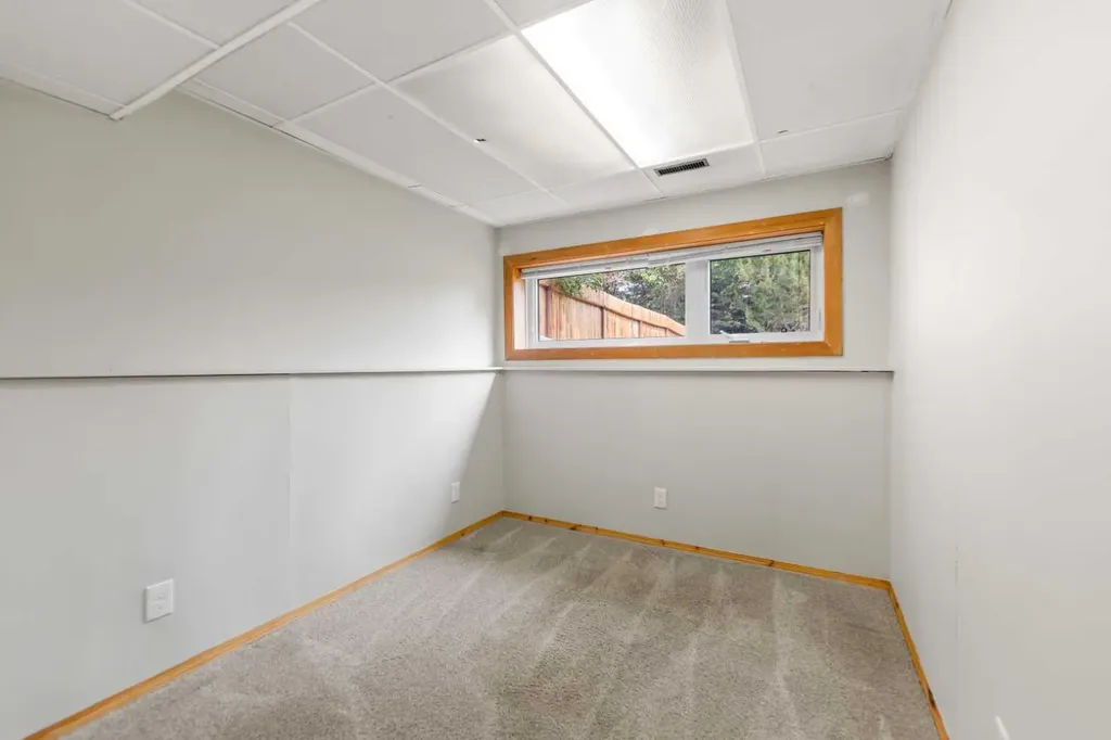 14695 Deer Ridge Drive SE Calgary AB T2J 6A8