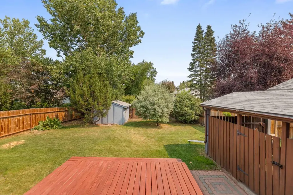 14695 Deer Ridge Drive SE Calgary AB T2J 6A8