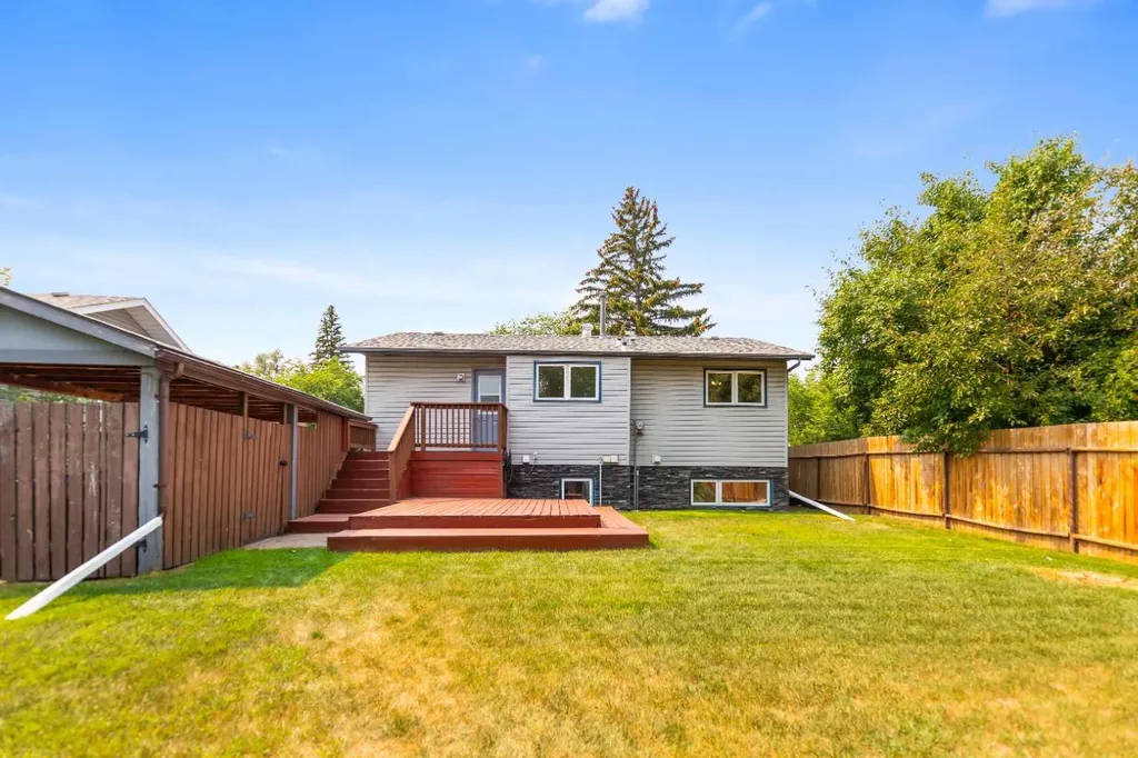 14695 Deer Ridge Drive SE Calgary AB T2J 6A8