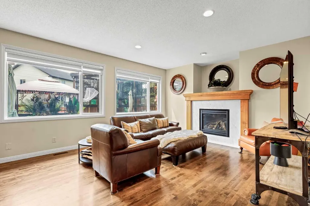 1437 Kings Heights Boulevard SE Airdrie AB T4A 0A1
