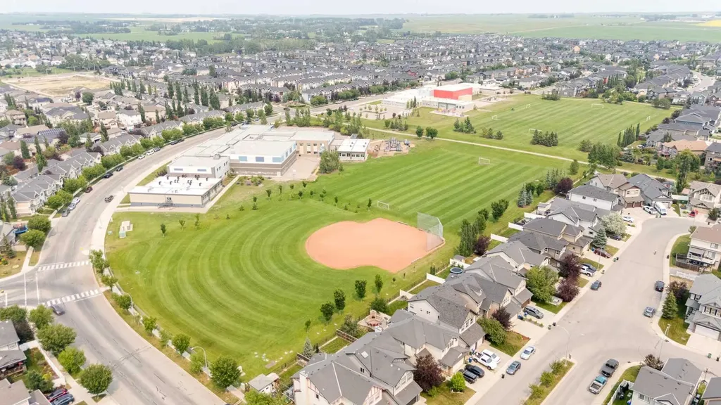 1437 Kings Heights Boulevard SE Airdrie AB T4A 0A1