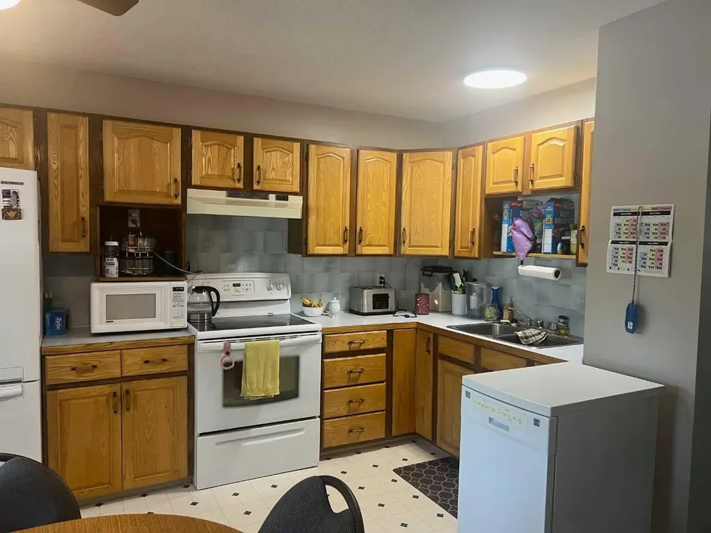 5811A 50 Street N Taber AB T1G 1K6