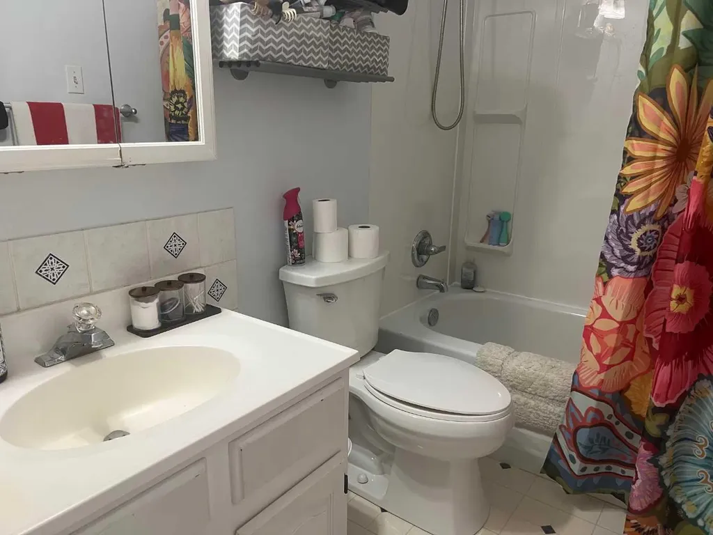 5811A 50 Street N Taber AB T1G 1K6
