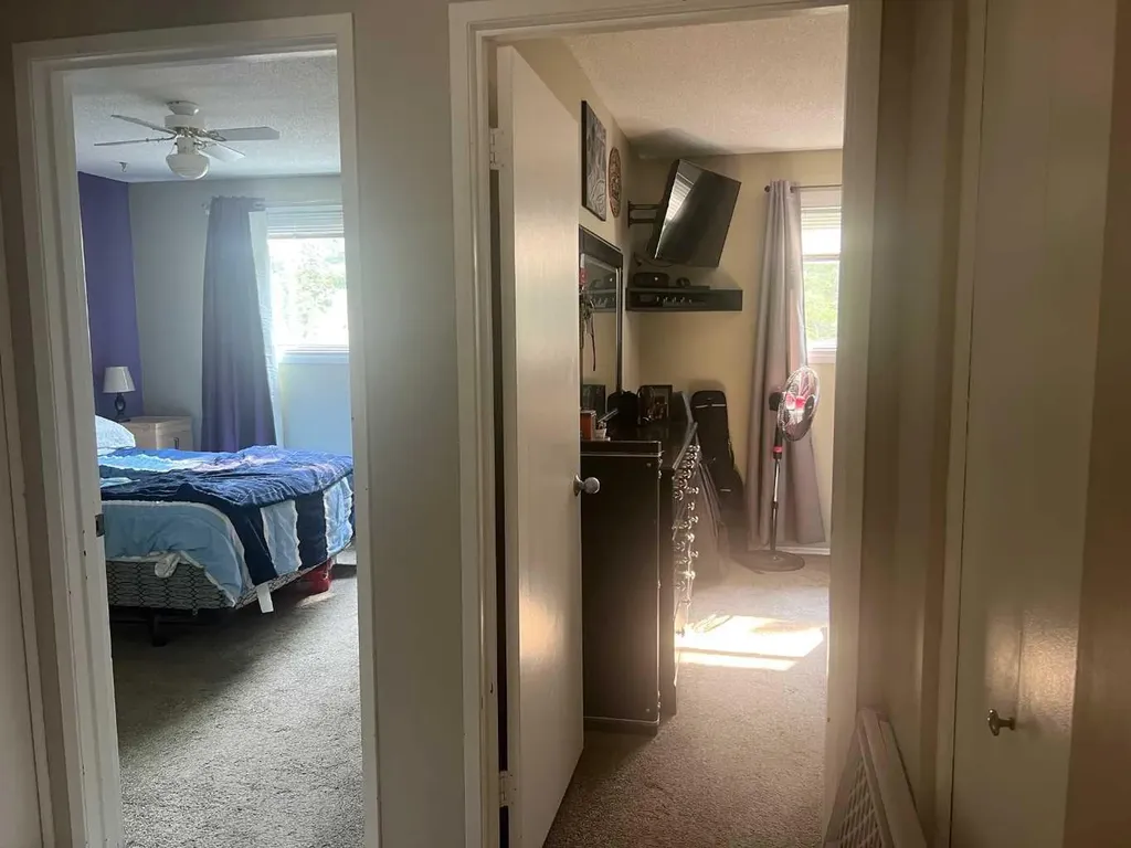 5811A 50 Street N Taber AB T1G 1K6