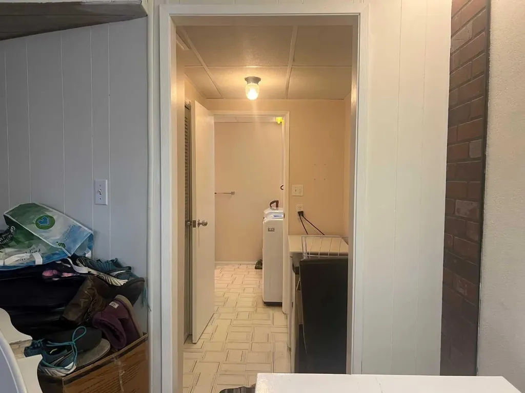 5811A 50 Street N Taber AB T1G 1K6