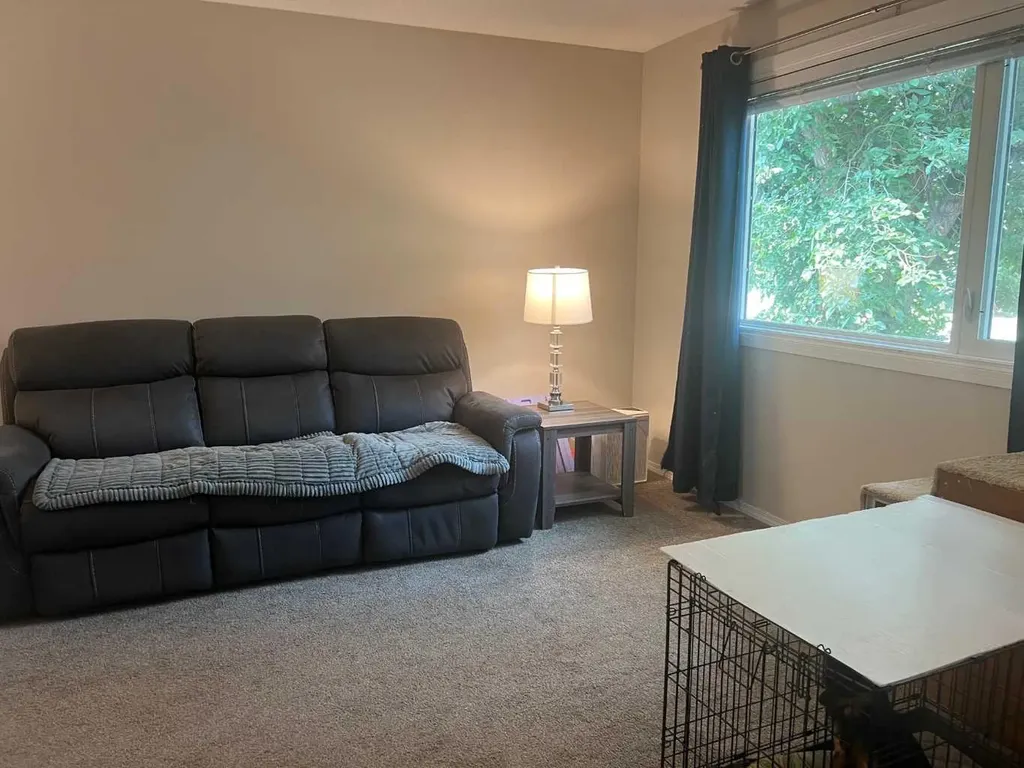 5811A 50 Street N Taber AB T1G 1K6