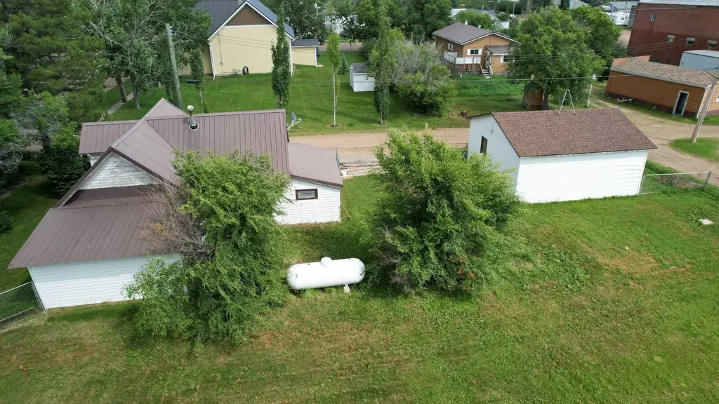 239 2 Avenue Hanna AB T0J 0T0
