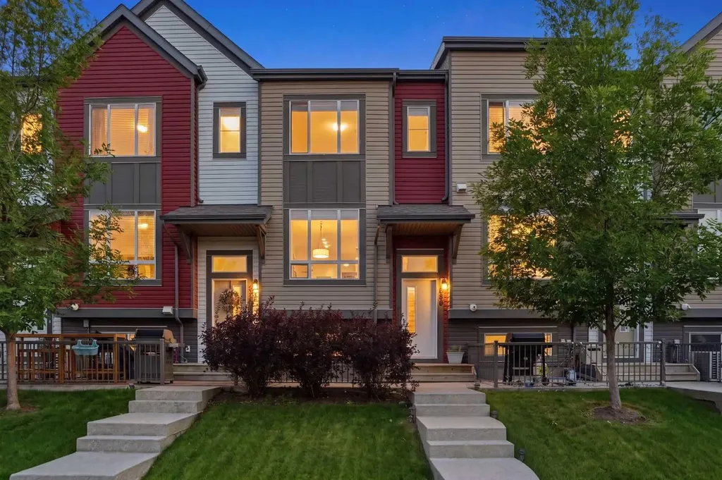 656 Copperpond Boulevard SE Calgary AB T2Z 5B9