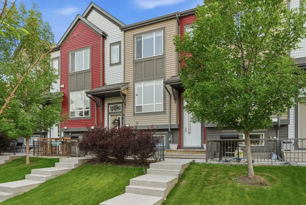 656 Copperpond Boulevard SE Calgary AB T2Z 5B9