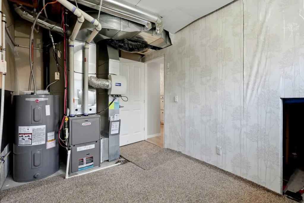 656 Copperpond Boulevard SE Calgary AB T2Z 5B9