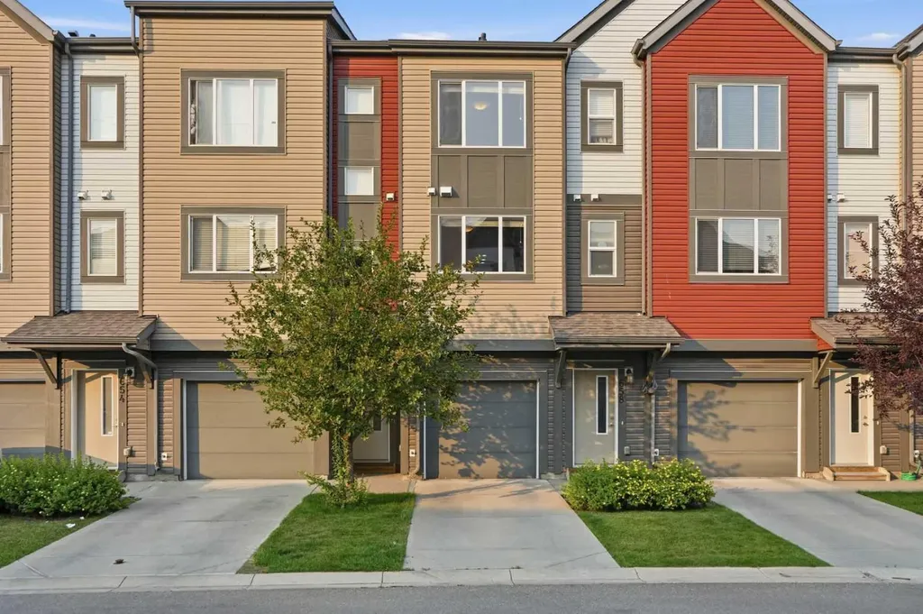 656 Copperpond Boulevard SE Calgary AB T2Z 5B9