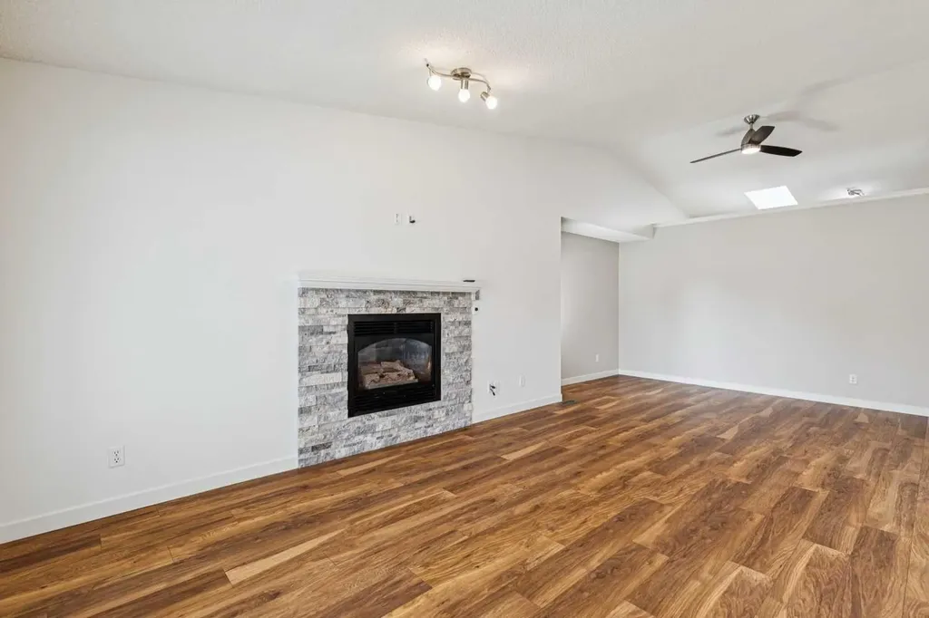 159 Woodbend Way Okotoks AB T1S 1M7