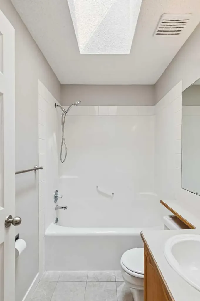 159 Woodbend Way Okotoks AB T1S 1M7