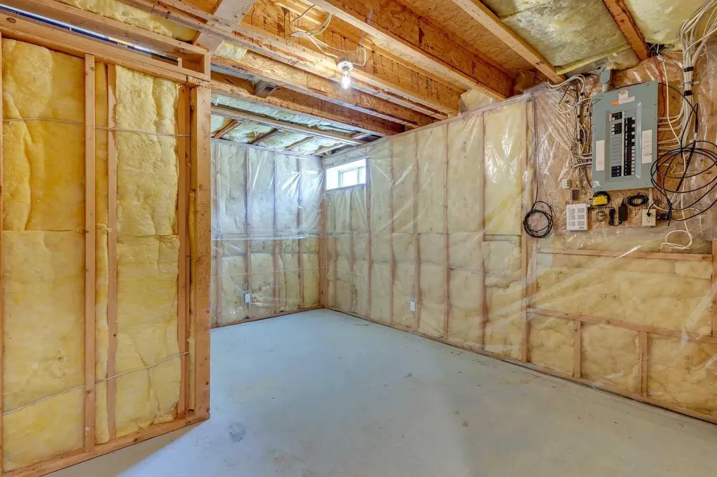 159 Woodbend Way Okotoks AB T1S 1M7