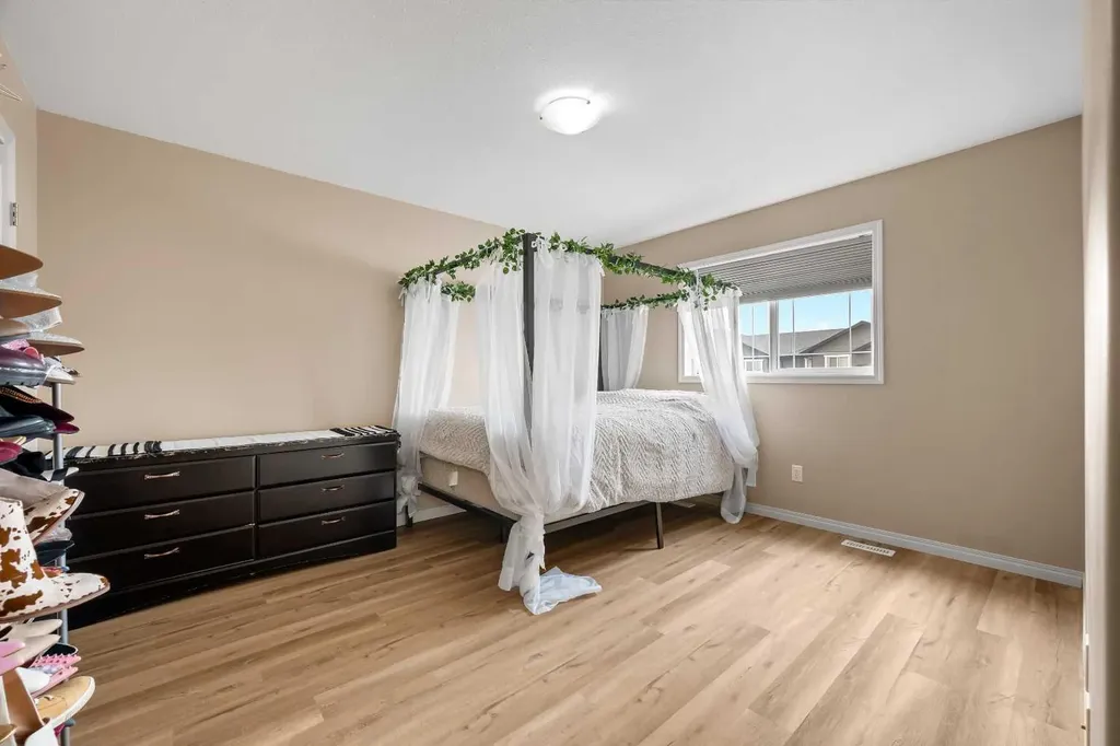 1511 47c Avenue Lloydminster SK S9V 1W7