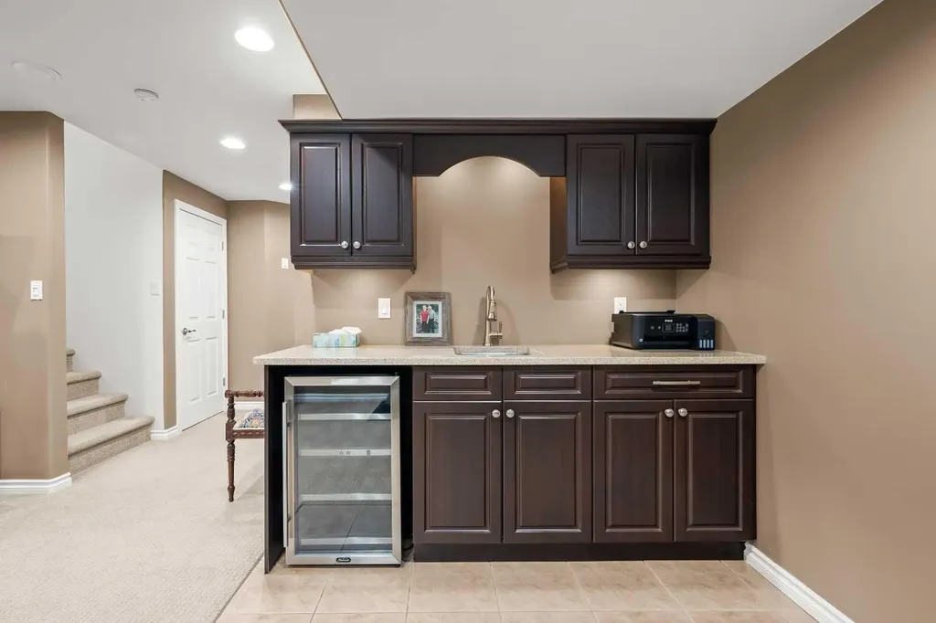 1511 47c Avenue Lloydminster SK S9V 1W7