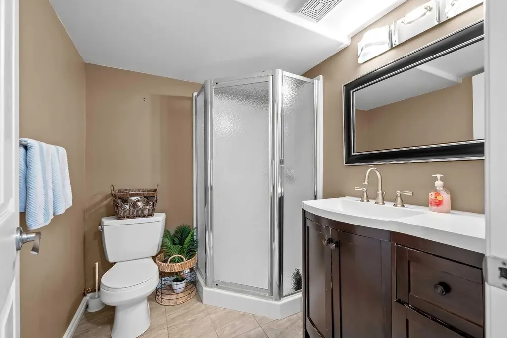1511 47c Avenue Lloydminster SK S9V 1W7