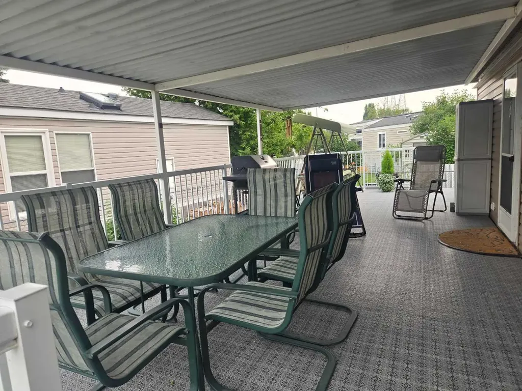 Carefree Resort Rural Red Deer County AB T4G 0K6