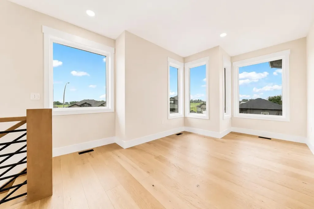 935 Maskell Place SE Redcliff AB T0J 2P0