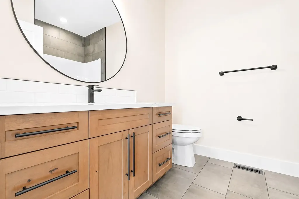 935 Maskell Place SE Redcliff AB T0J 2P0