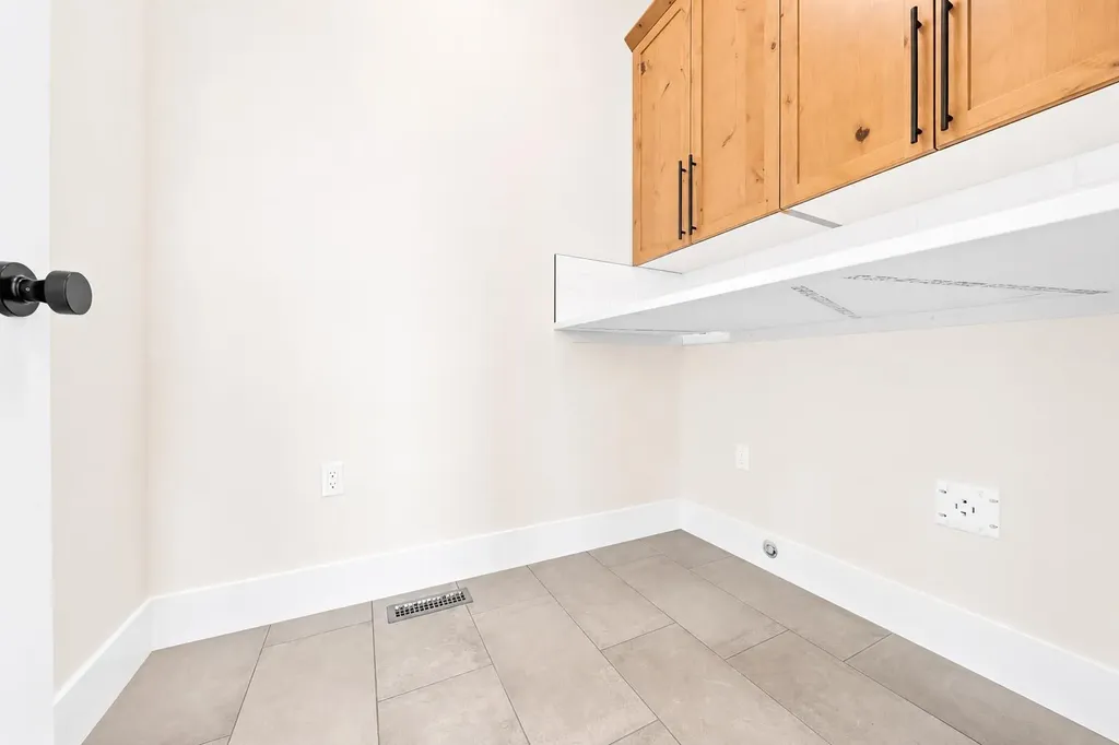 935 Maskell Place SE Redcliff AB T0J 2P0