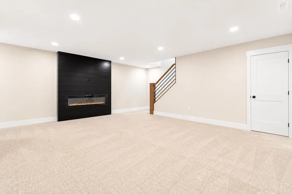 935 Maskell Place SE Redcliff AB T0J 2P0