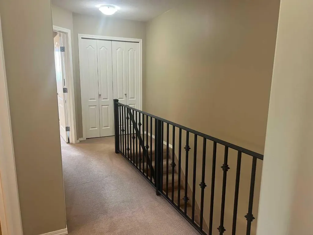 45 Keystone Terrace W Lethbridge AB T1J 5B8