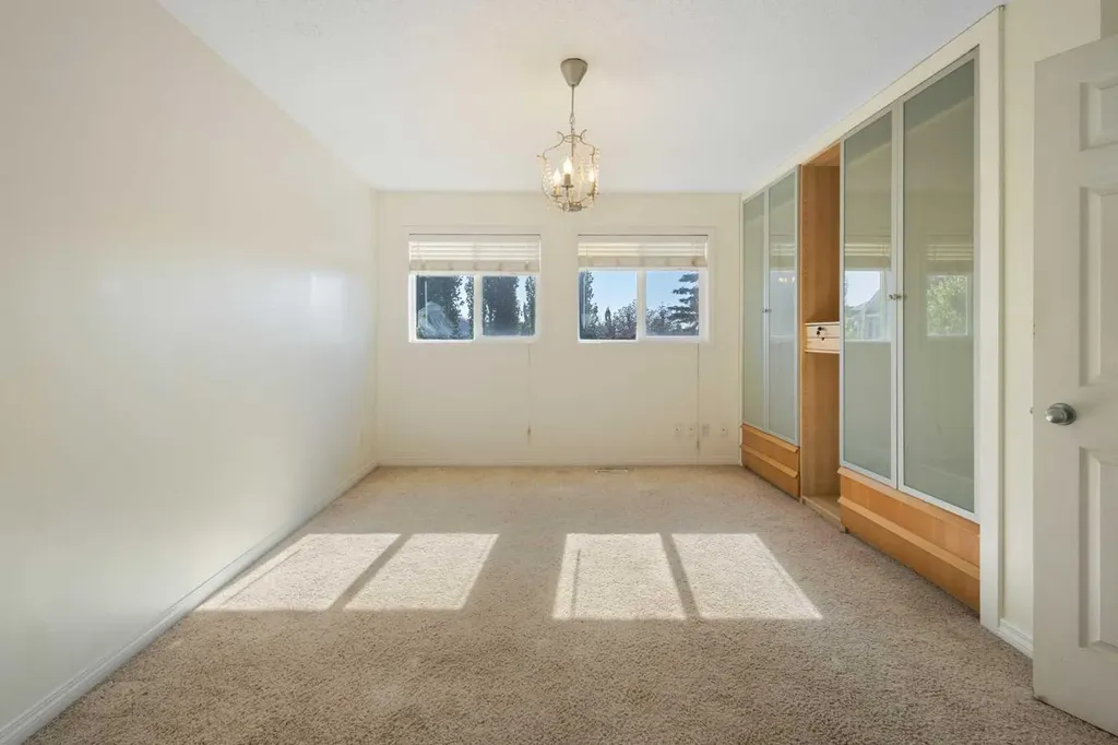 78 Cougar Plateau Way SW Calgary AB T3H 5S4