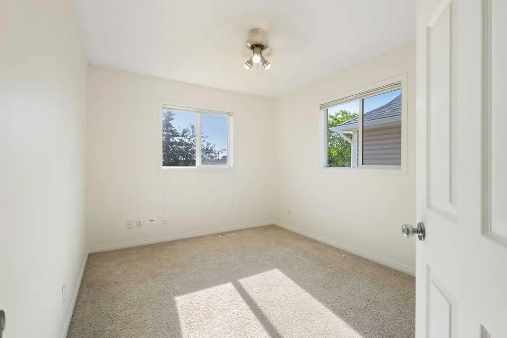 78 Cougar Plateau Way SW Calgary AB T3H 5S4