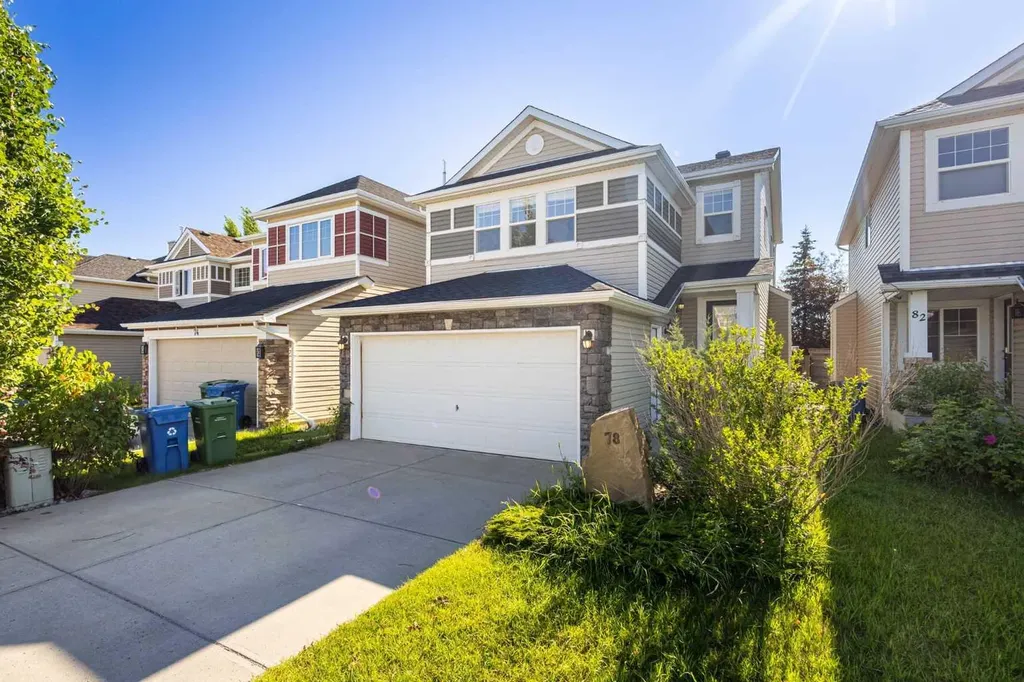 78 Cougar Plateau Way SW Calgary AB T3H 5S4