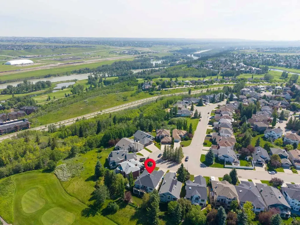 167 Valley Ridge Green NW Calgary AB T3B 5L6