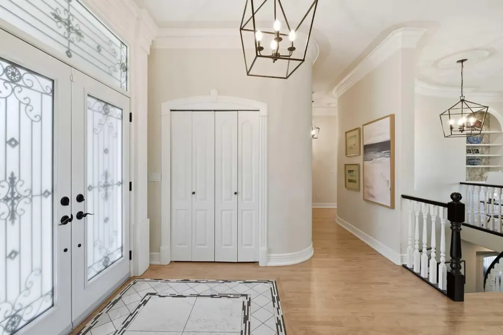 167 Valley Ridge Green NW Calgary AB T3B 5L6