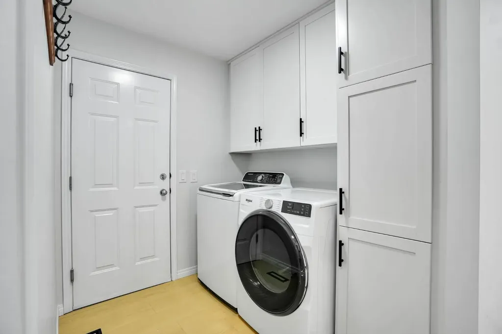 191 Cranwell Crescent SE Calgary AB T3M 1G1