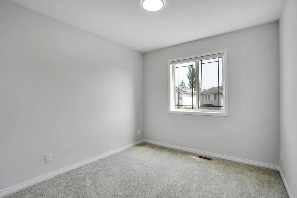 191 Cranwell Crescent SE Calgary AB T3M 1G1