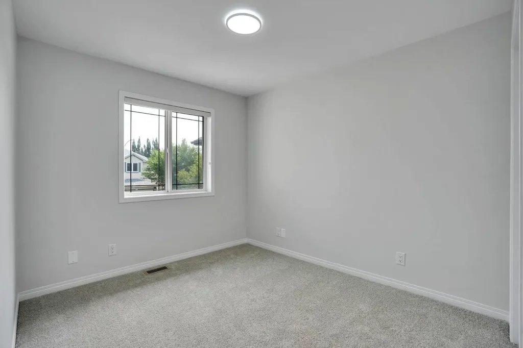 191 Cranwell Crescent SE Calgary AB T3M 1G1