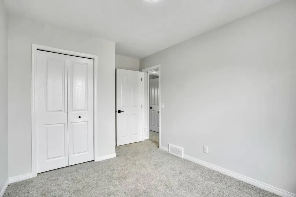 191 Cranwell Crescent SE Calgary AB T3M 1G1