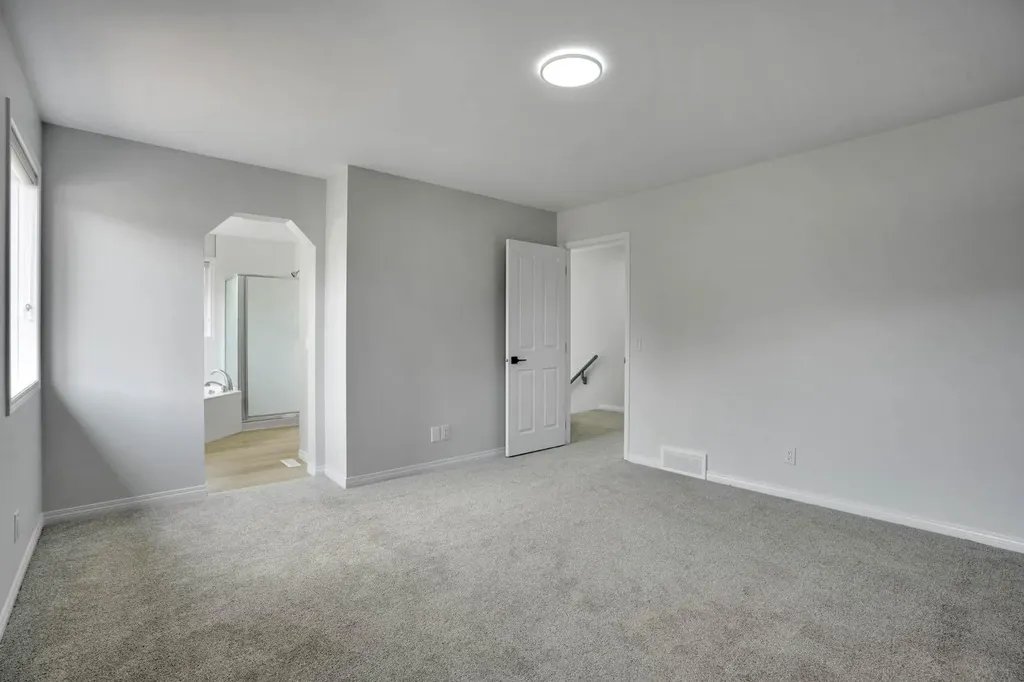 191 Cranwell Crescent SE Calgary AB T3M 1G1