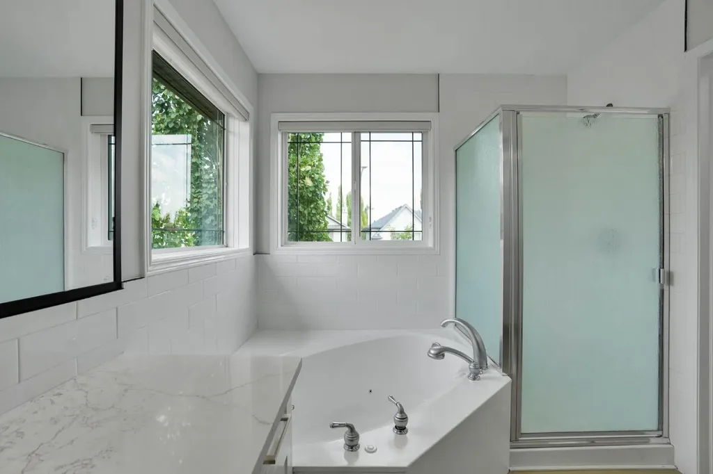 191 Cranwell Crescent SE Calgary AB T3M 1G1