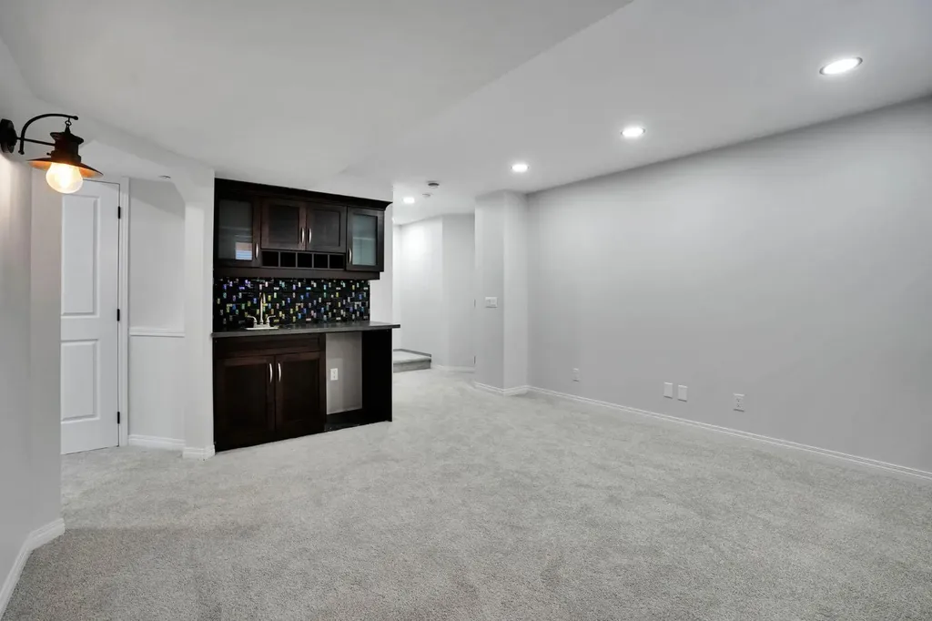 191 Cranwell Crescent SE Calgary AB T3M 1G1