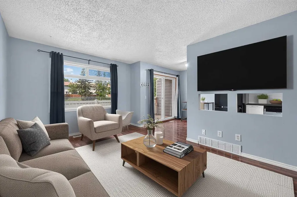 14736 Deerfield Drive SE Calgary AB T2J 5Y1