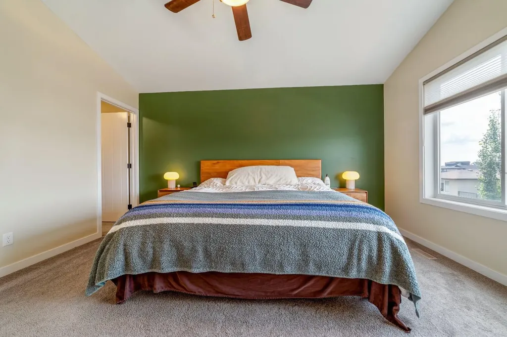 489 Devonia Way W Lethbridge AB T1J 5J6