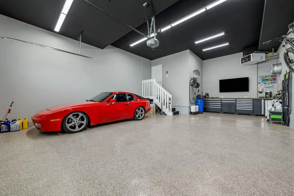 489 Devonia Way W Lethbridge AB T1J 5J6