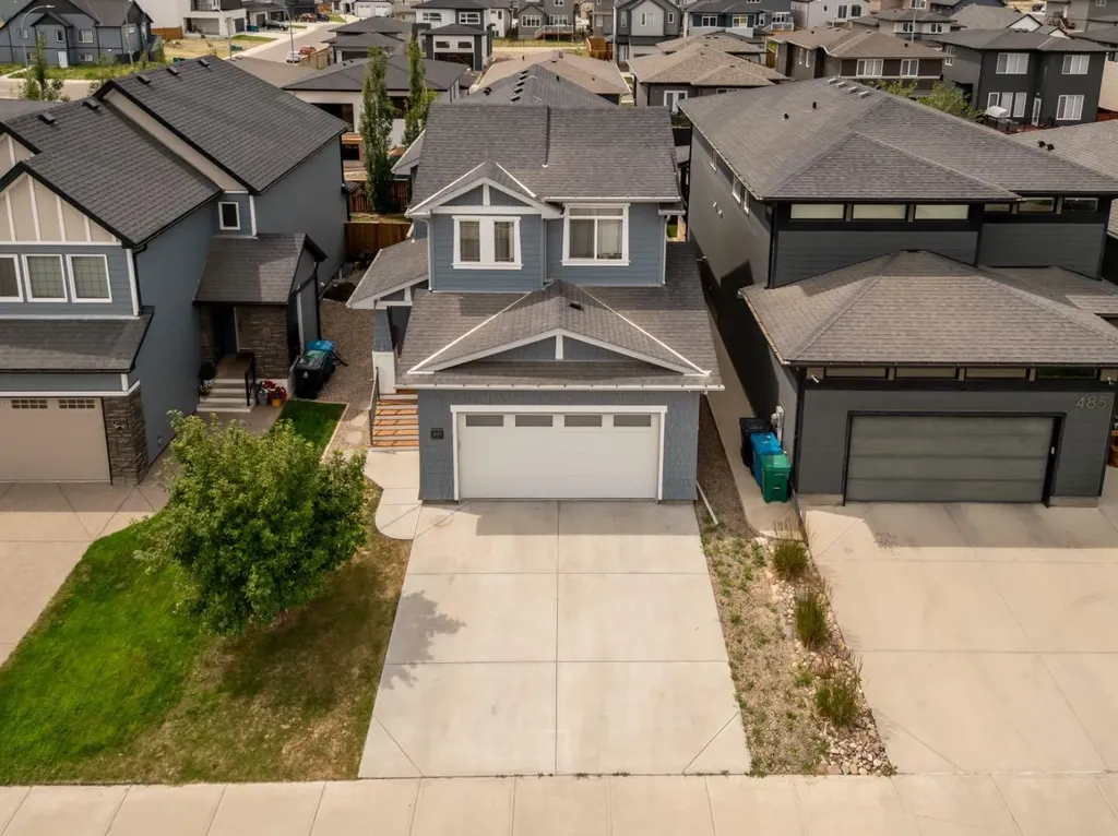 489 Devonia Way W Lethbridge AB T1J 5J6