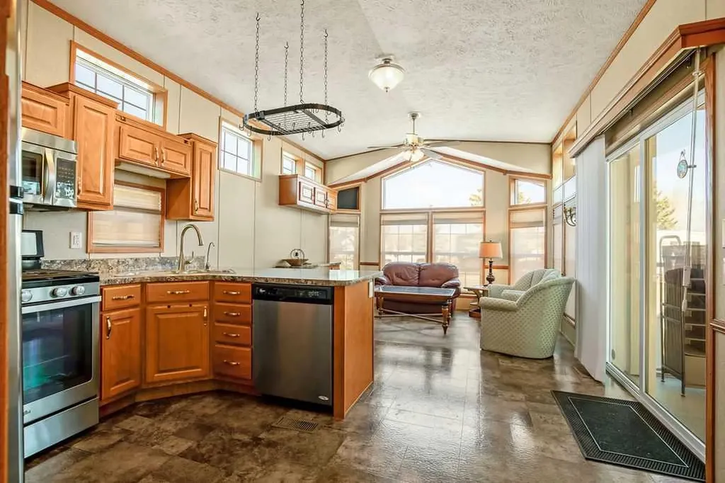 370165 79 Street E Rural Foothills County AB T0L 0A0