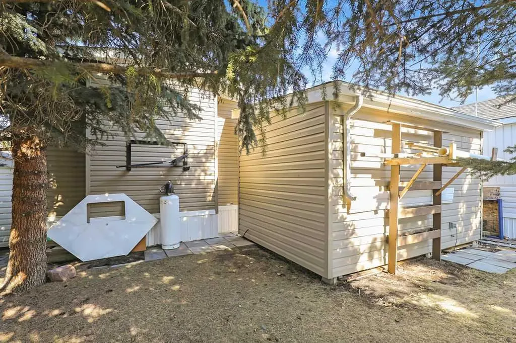 370165 79 Street E Rural Foothills County AB T0L 0A0