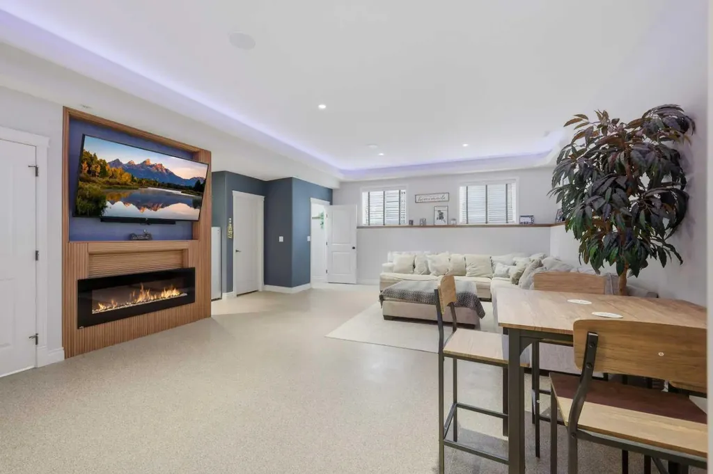 95 Regatta Way Sylvan Lake AB T4S0C9