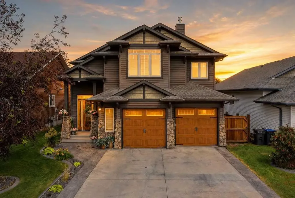 95 Regatta Way Sylvan Lake AB T4S0C9