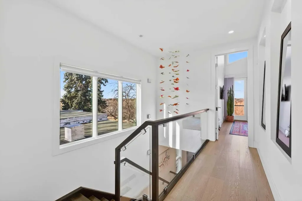 3936 1a Street SW Calgary AB T2S 1R7