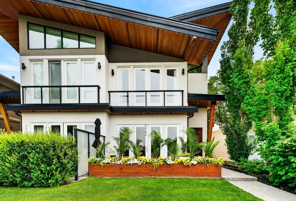 3936 1a Street SW Calgary AB T2S 1R7