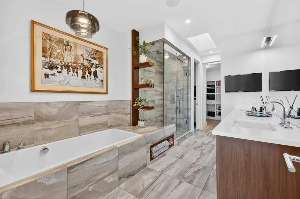 3936 1a Street SW Calgary AB T2S 1R7